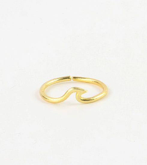 Surfer Girl Wave Ring Gold