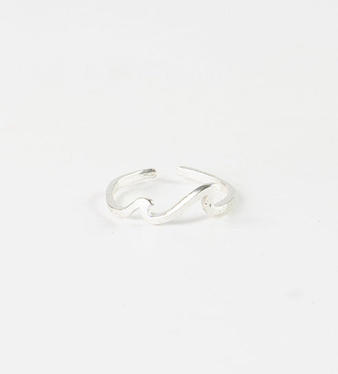 Surfer Girl Double Wave Ring
