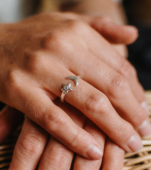 MOON AND STAR ADJUSTABLE RING